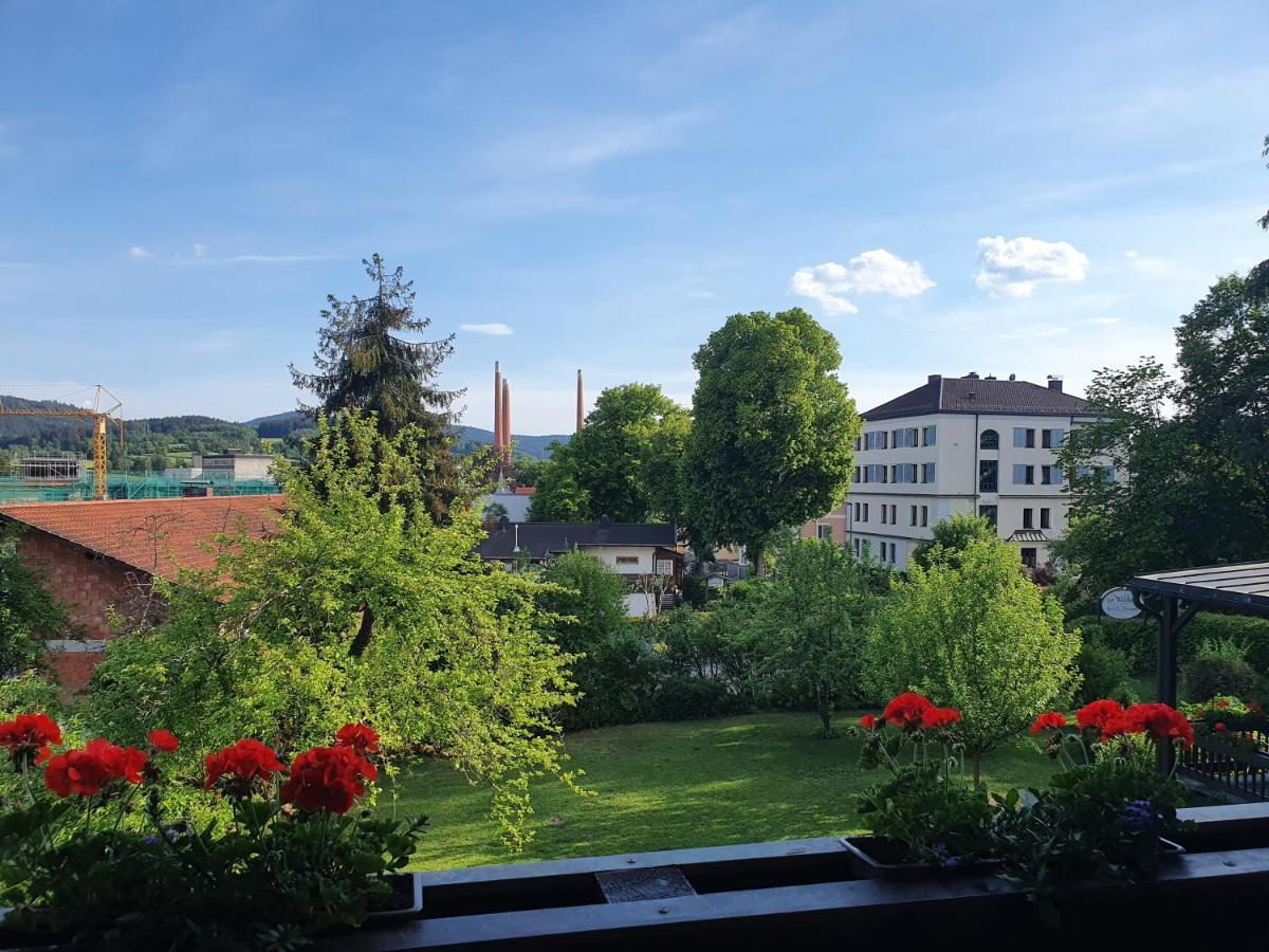 Hotel Zur Waldbahn Цвізель Екстер'єр фото