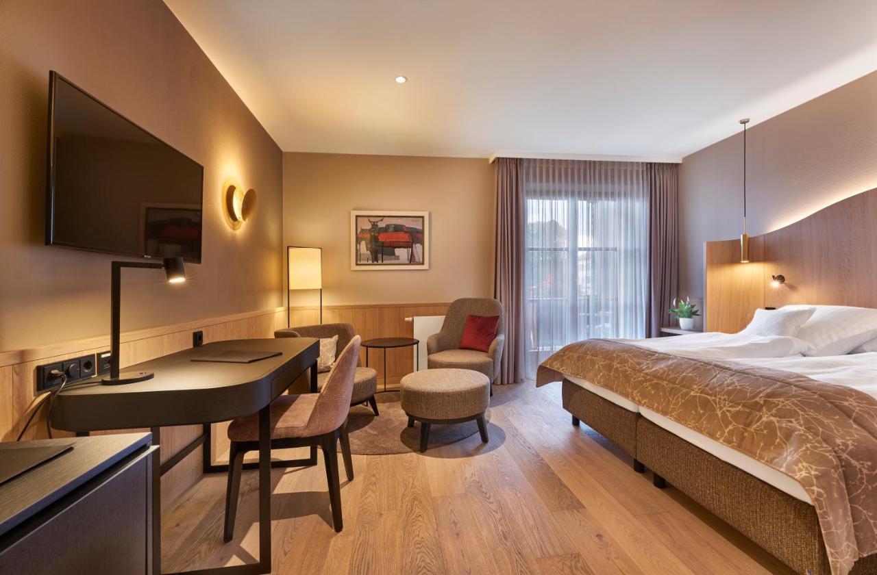 Hotel Zur Waldbahn Цвізель Екстер'єр фото