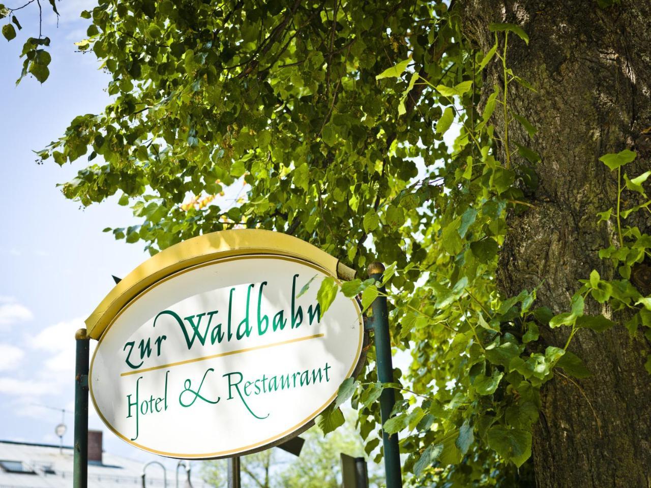 Hotel Zur Waldbahn Цвізель Екстер'єр фото